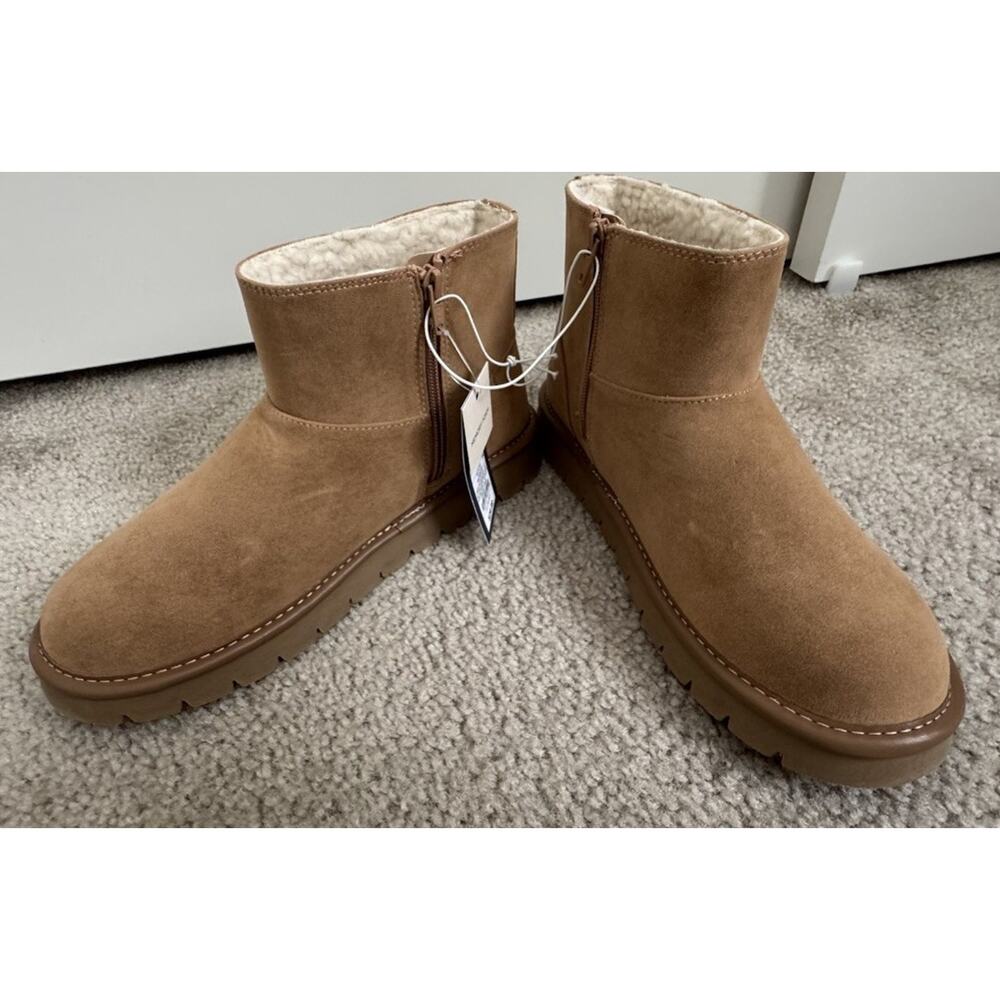 Universal Thread May Boots Womens 8 Tan Faux Suede Fur Lined Memory Foam NWT - Picture 3 of 12